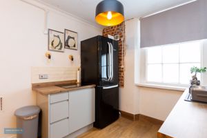 Kitchenette- click for photo gallery